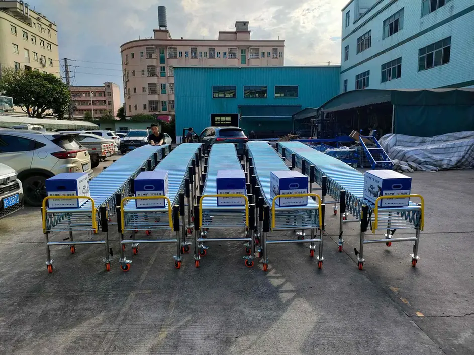 NAILI workshop with expandable roller and belt conveyor equipment